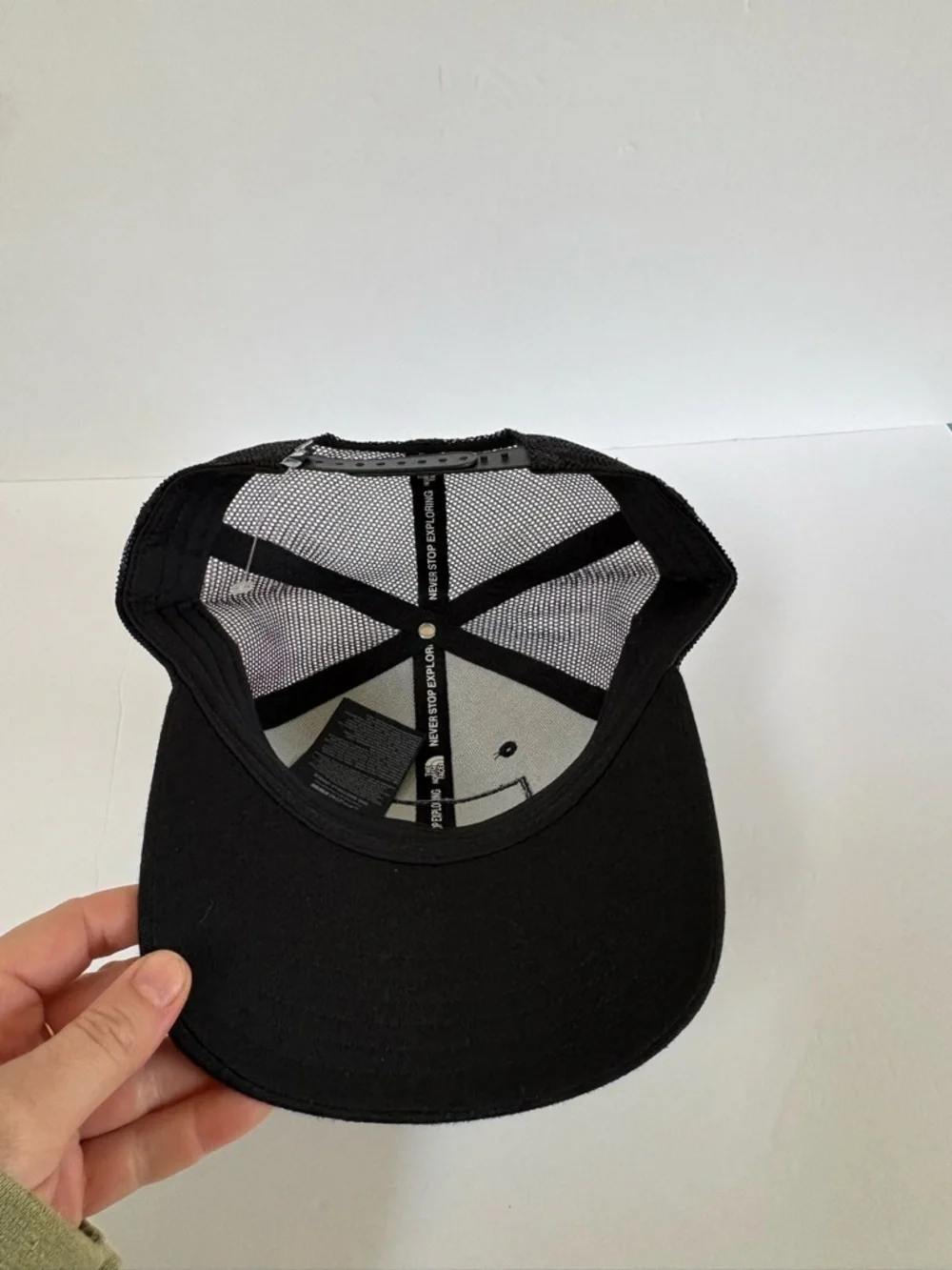 NWT The North Face Mudder Trucker Hat